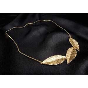 Vintage 1990's Gold-Plated Necklace With Triple Leaf Pendant & Lobster Clasp